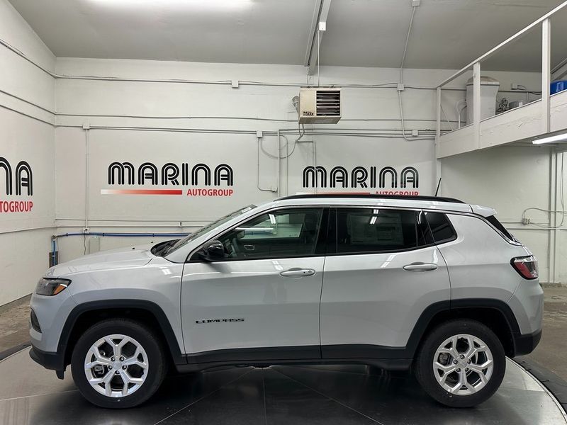 2024 Jeep Compass Latitude 4x4Image 7