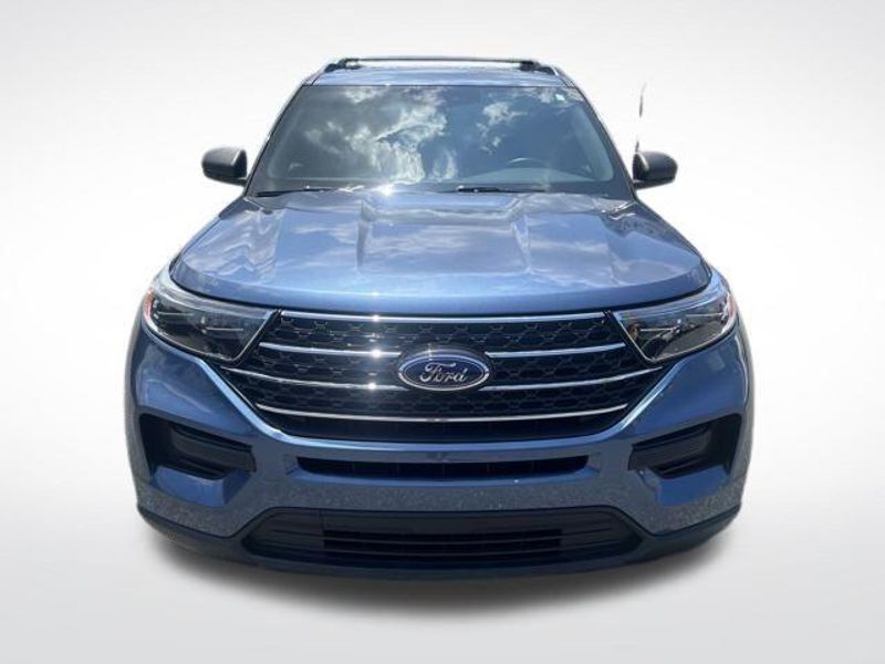 2020 Ford Explorer XLT photo 7