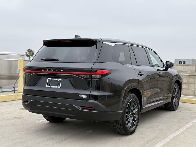 2025 LEXUS TX 350 PremiumImage 9