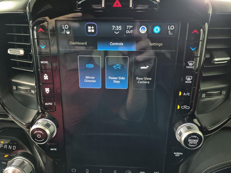 2023 RAM 1500 LimitedImage 31