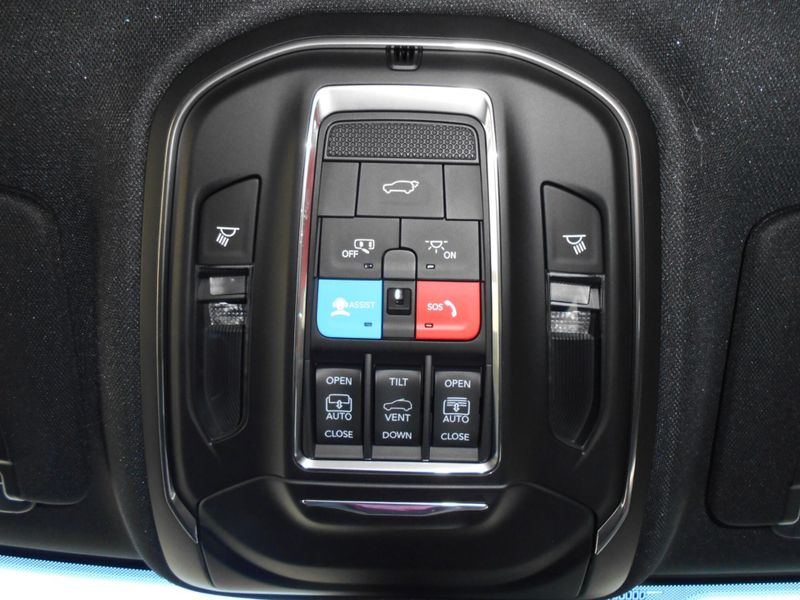 2025 Jeep Grand Cherokee Limited 4x4Image 19