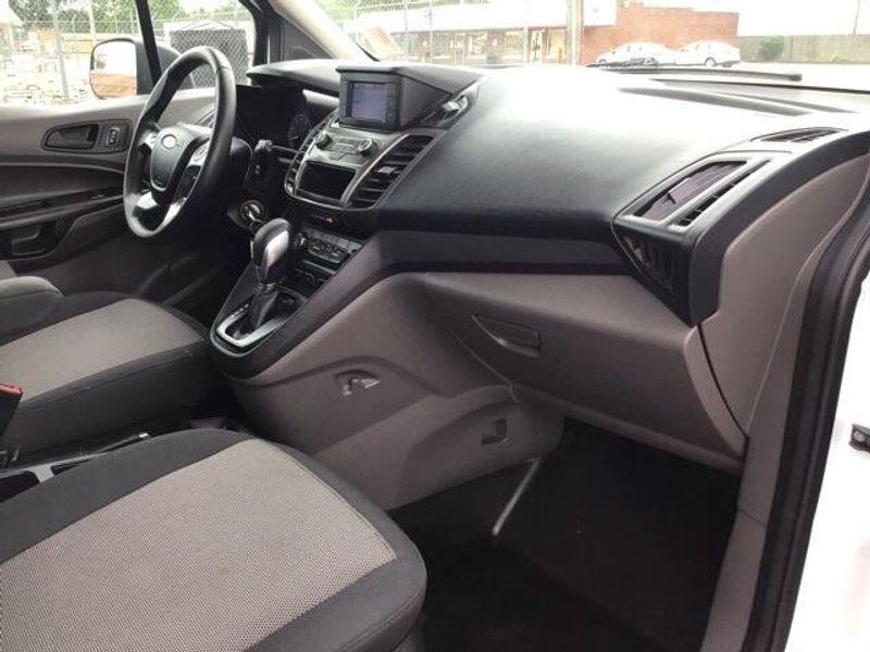 2019 Ford Transit Connect XLImage 13