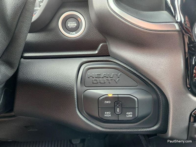 New 2025 RAM 2500 Big Horn Crew Cab 4x4 6'4' Box