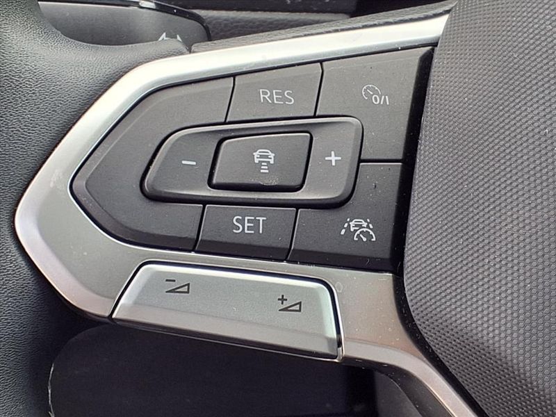 Used 2022 Volkswagen Tiguan 2.0T SEImage 23