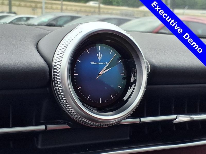 New 2025 Maserati Grecale ModenaImage 22