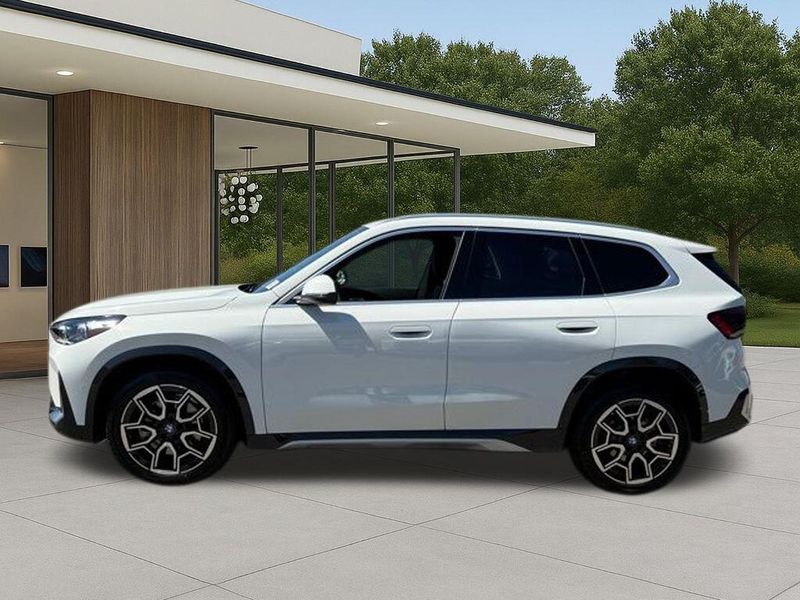 Used 2026 BMW X1 xDrive28iImage 13