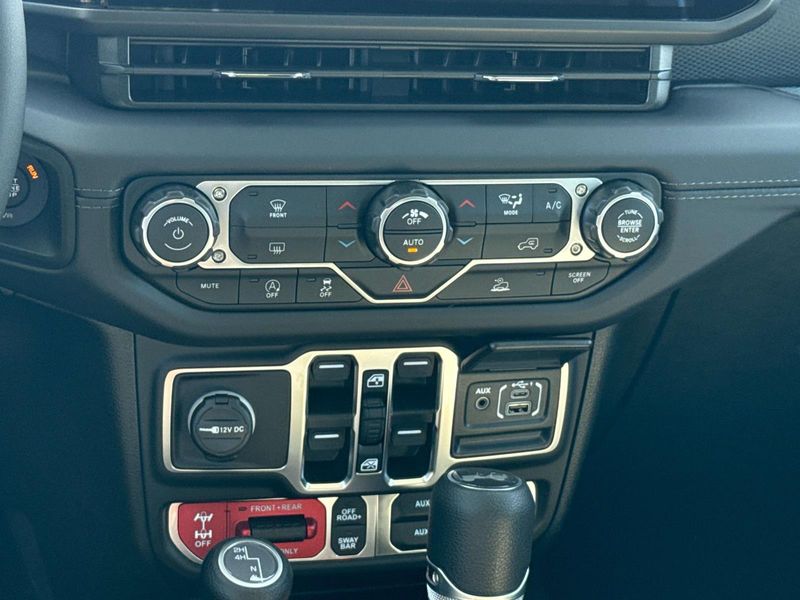 New 2026 Jeep Wrangler 4-door Rubicon