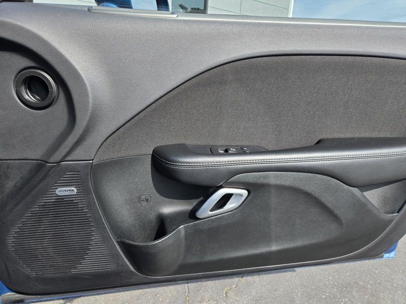 Used 2023 Dodge Challenger SXT RWD