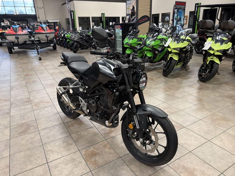 Used 2023 Honda CB300R ABS Image 11