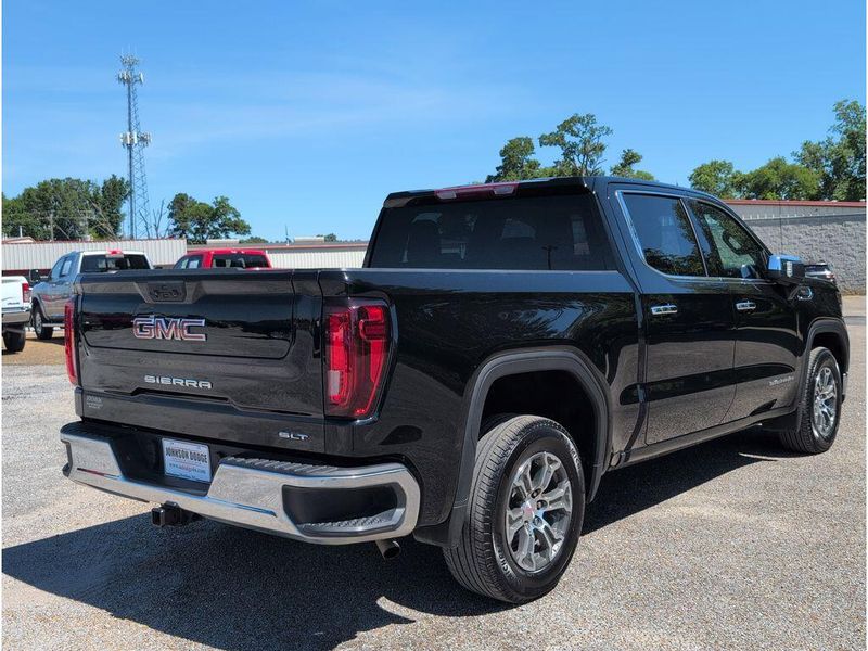 Used 2025 GMC Sierra 1500 SLTImage 5