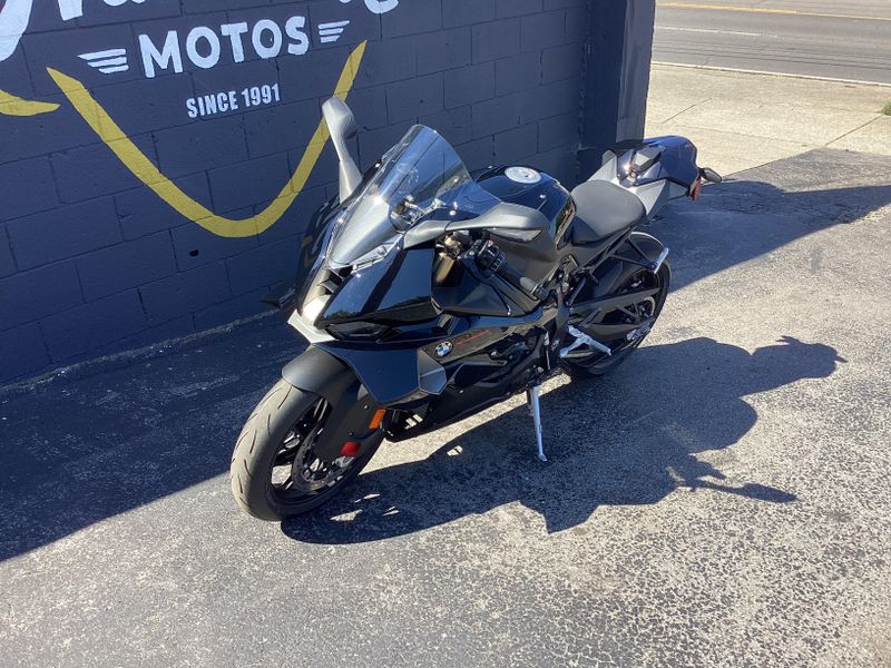New 2025 BMW S 1000 RR 