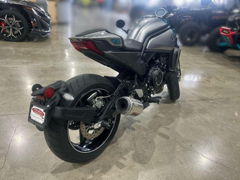 2023 CFMOTO CL-X 700 Image 23