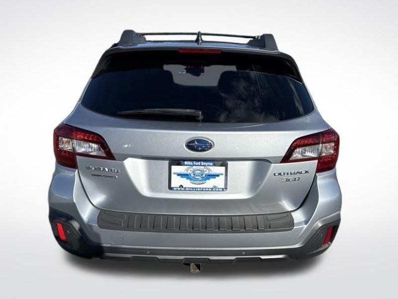 2018 Subaru Outback 3.6R