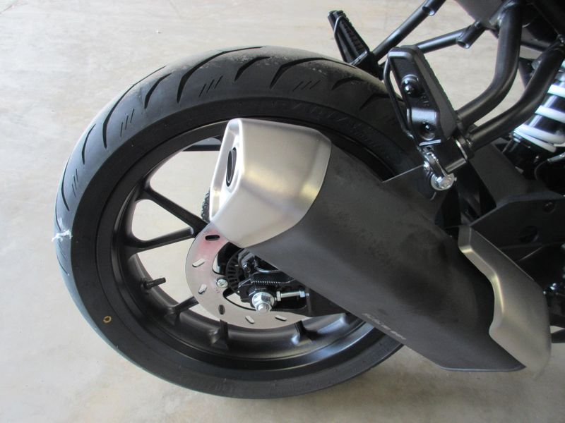 NEW 2026 CFMOTO 300SS Image 21