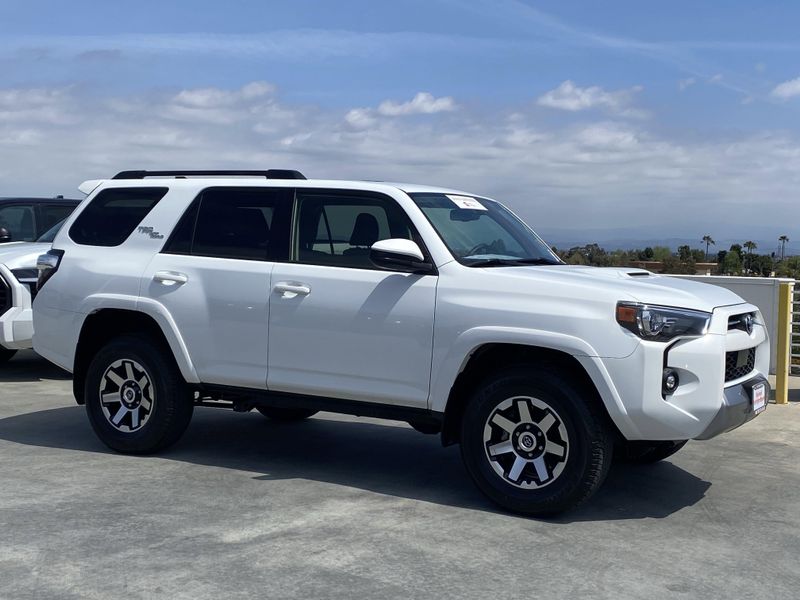 2024 Toyota 4Runner TRD Off-RoadImage 2