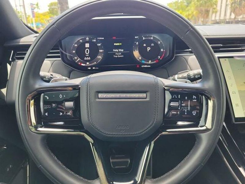 2023 Land Rover Range Rover Sport SE photo 19