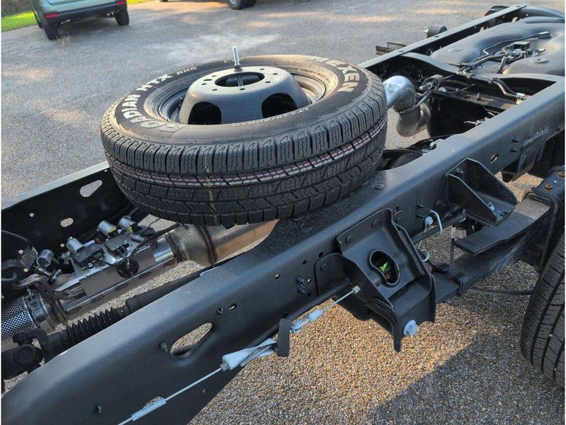 New 2026 RAM 3500 Tradesman Crew Cab Chassis 4x2 60