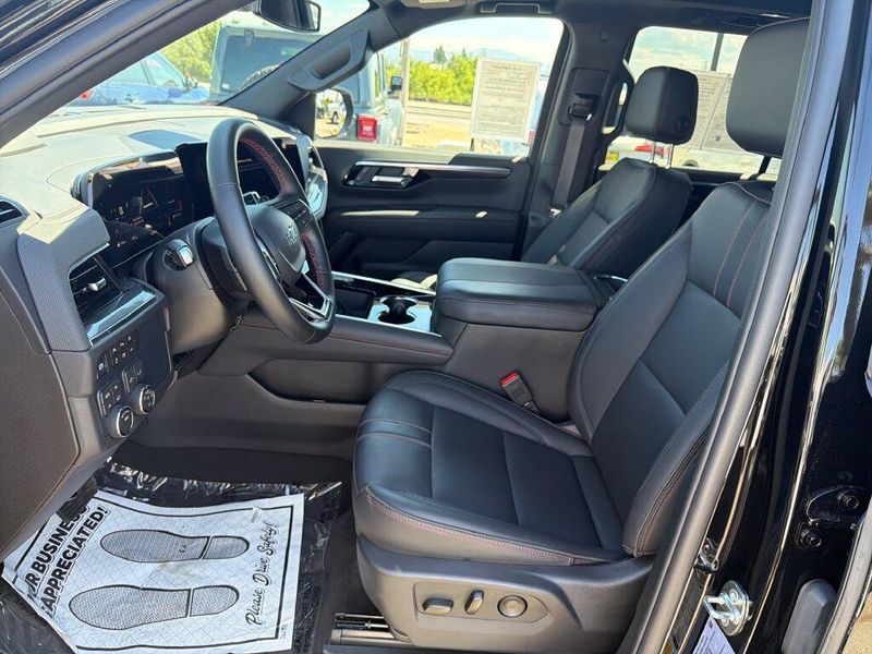 Used 2026 Chevrolet Tahoe RSTImage 9