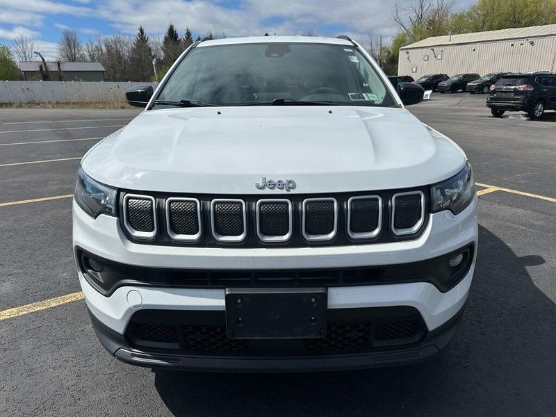 2022 Jeep Compass LatitudeImage 9