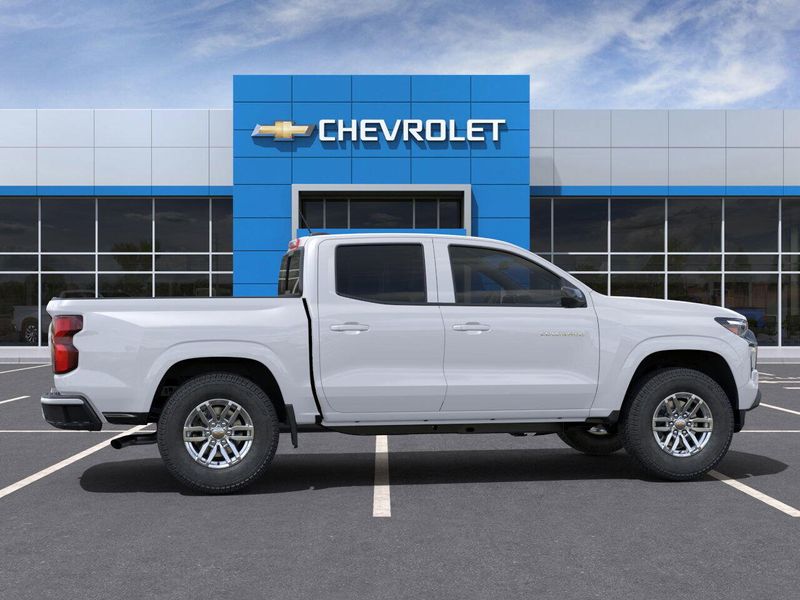 New 2025 Chevrolet Colorado 2WD LTImage 5