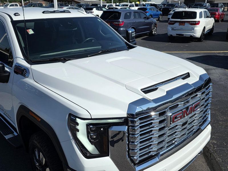 Used 2025 GMC Sierra 2500HD Denali