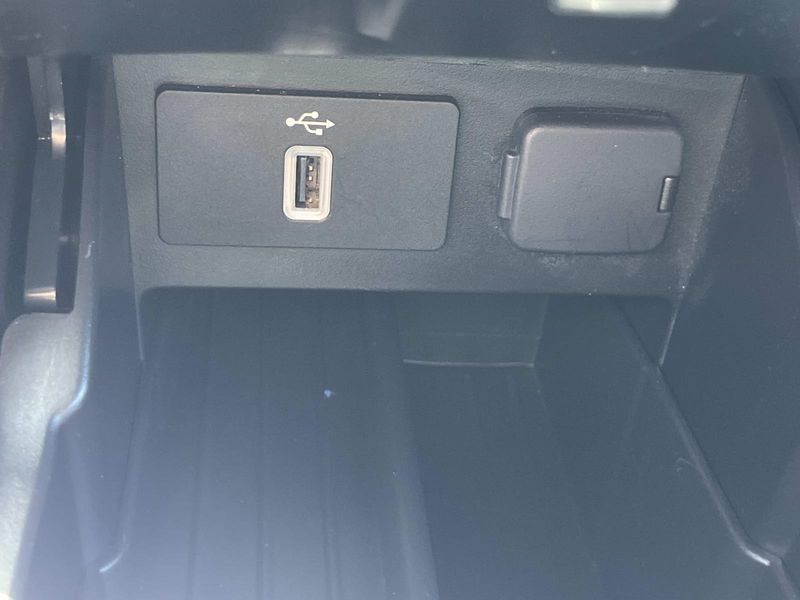 Used 2019 Ford Explorer XLT FWD
