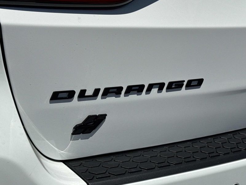 New 2026 Dodge Durango Gt Plus Awd Hemi V8