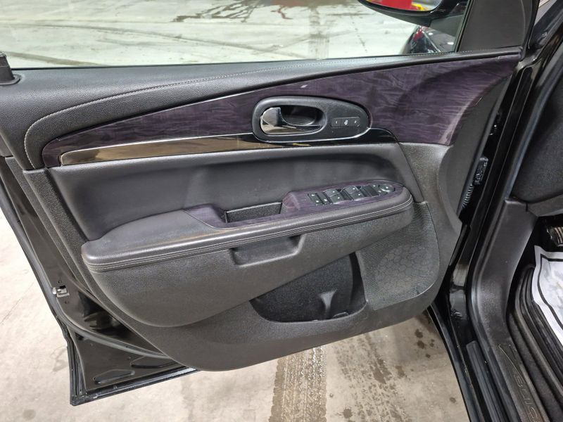 2017 Buick Enclave LeatherImage 28