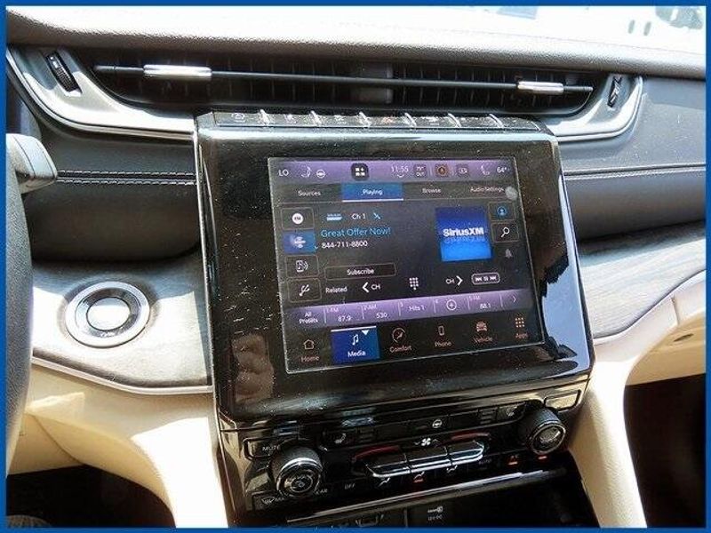 2022 Jeep Grand Cherokee L LimitedImage 17