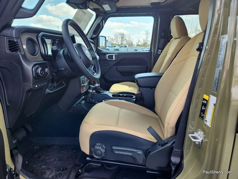 2025 Jeep Wrangler 4-door Willys 