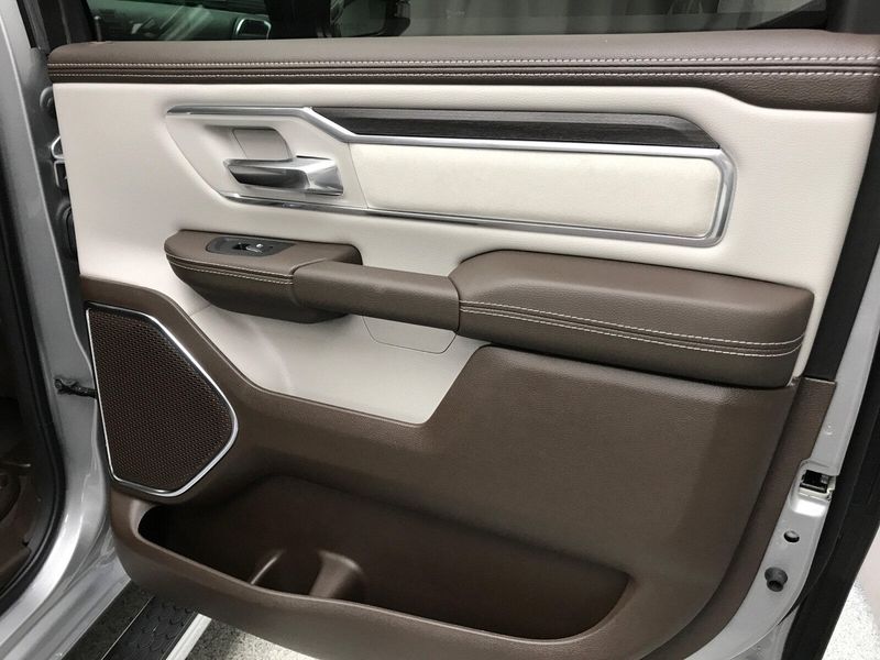 New 2025 RAM 1500 Laramie Crew Cab 4x4 5
