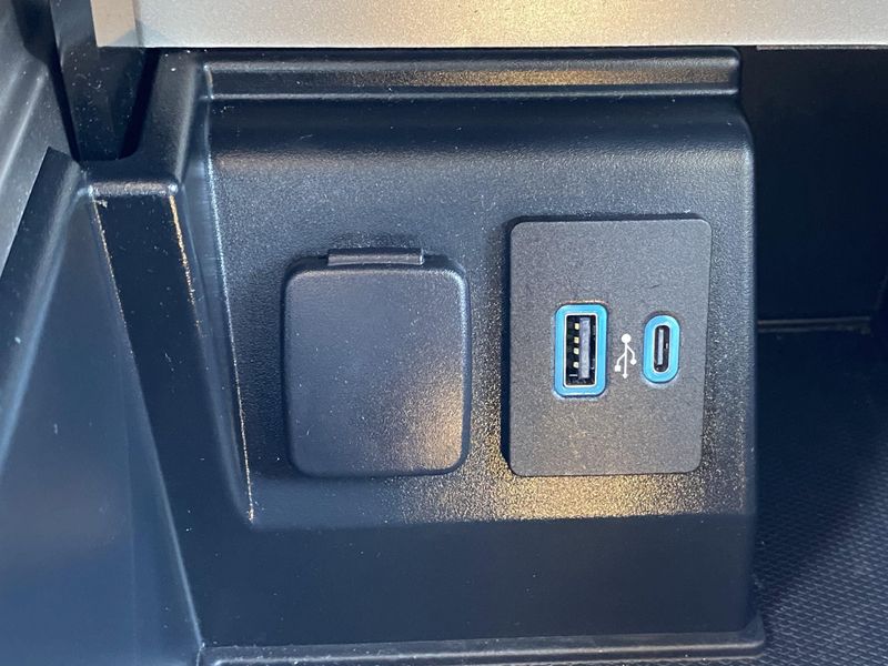 2020 Ford Explorer PlatinumImage 25