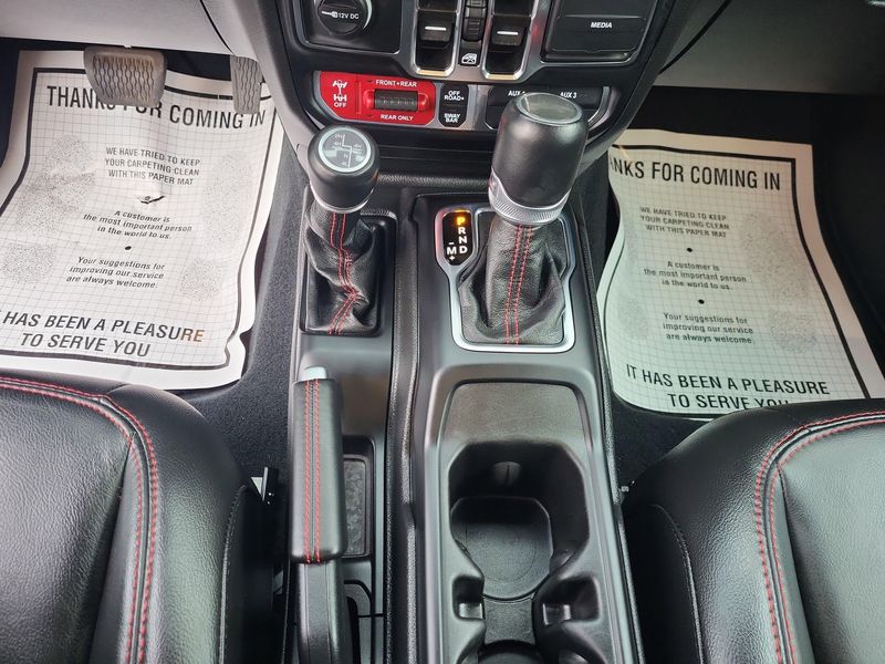 Used 2023 Jeep Wrangler RubiconImage 9