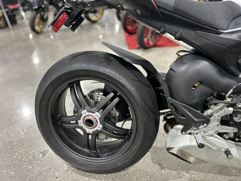 Used 2025 Ducati STREETFIGHTER V4 SP2 Image 22