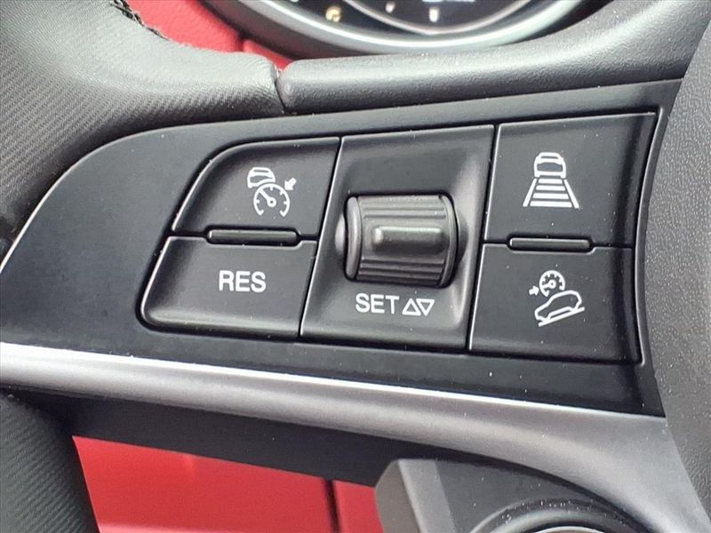 Used 2019 Alfa Romeo Stelvio Ti SportImage 20
