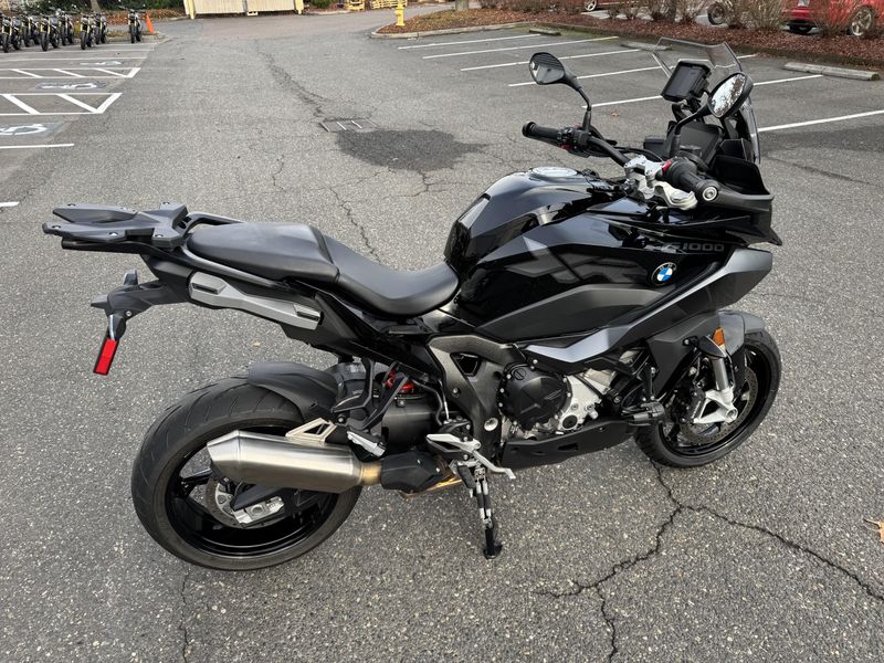 2022 BMW S 1000 XR - TRIPLE BLACK - BLACK STORM METALLIC 
