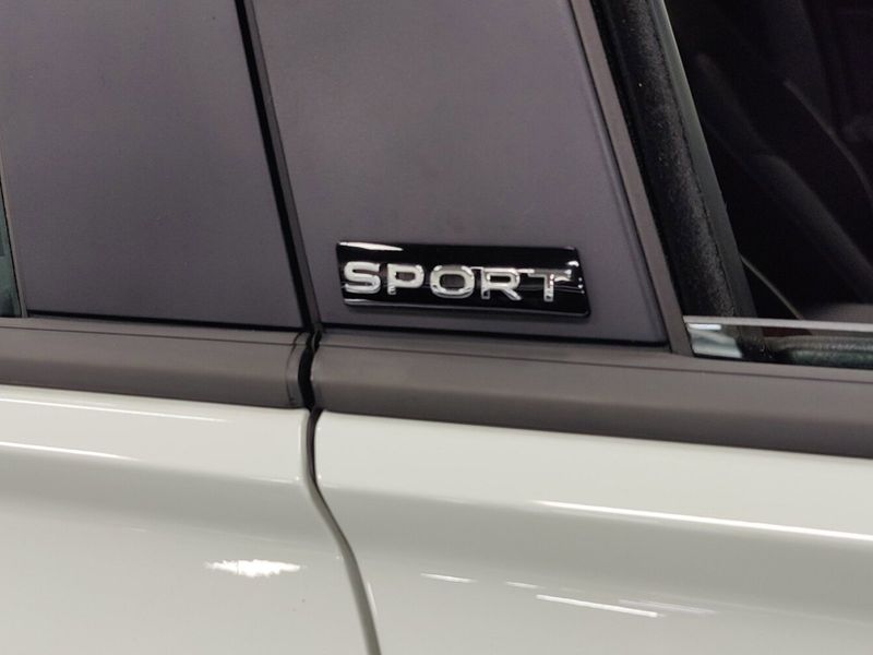 2023 Volkswagen Jetta Sport w/ Driver