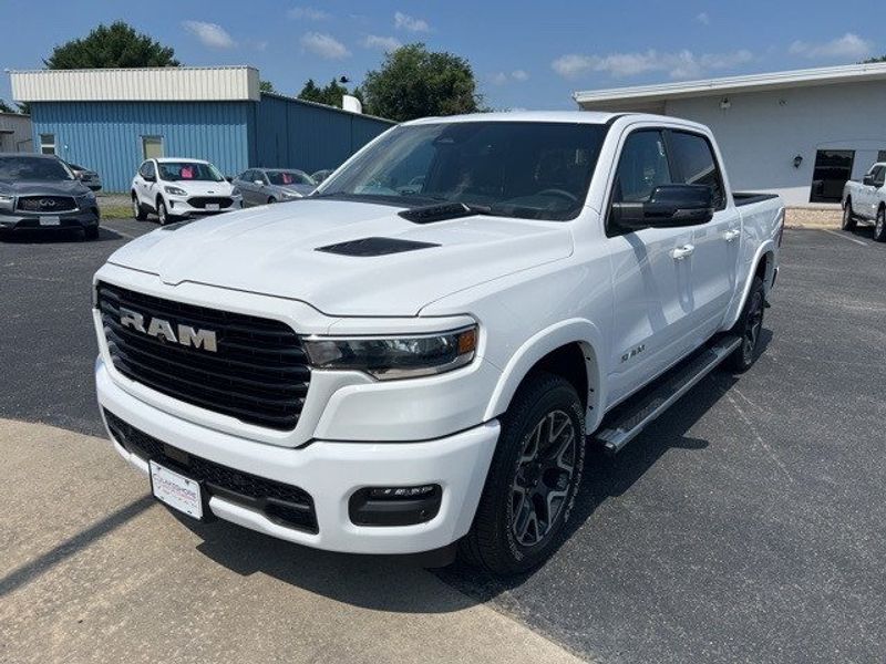 2025 RAM 1500 Laramie Crew Cab 4x4 5