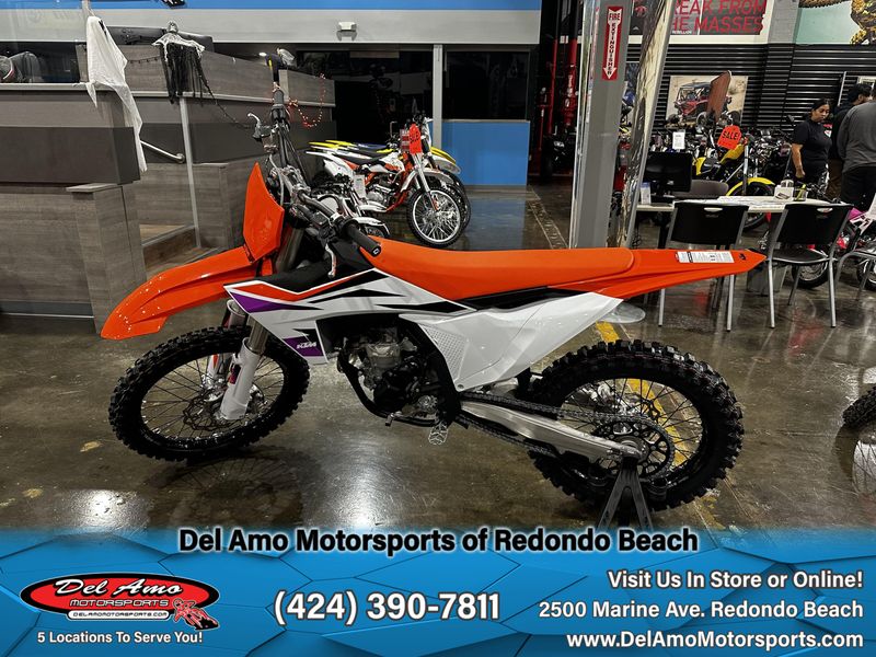 2024 KTM 350 SX-F  in a ORANGE exterior color. Del Amo Motorsports of Redondo Beach (424) 304-1660 delamomotorsports.com 