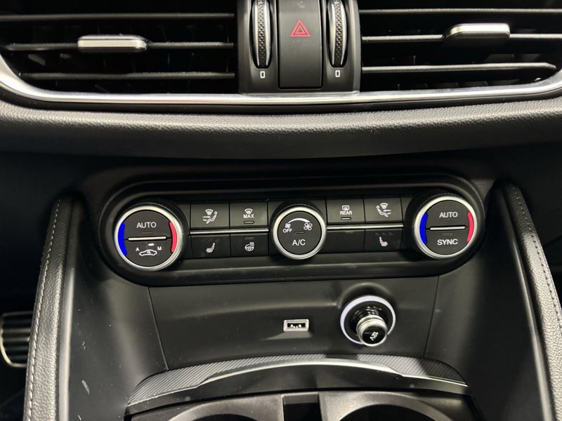 2024 Alfa Romeo Stelvio Ti AWD w/Activ AsstImage 20