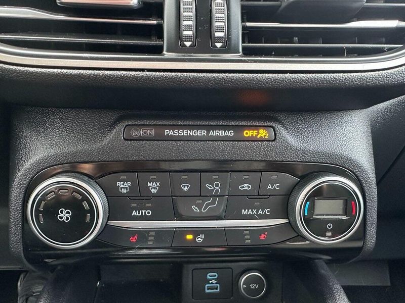 2021 Ford Escape SEImage 6