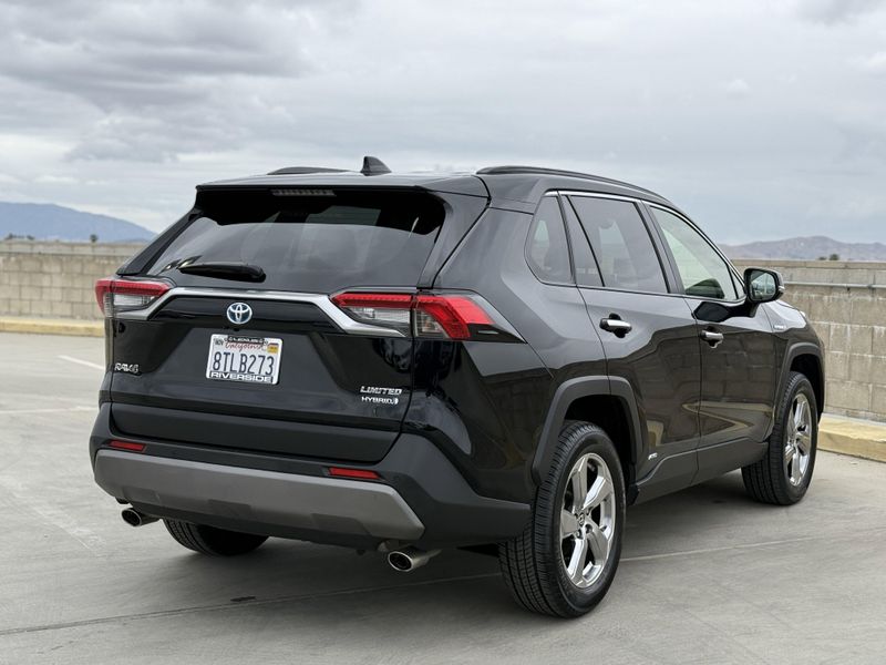 2021 Toyota RAV4 Hybrid LimitedImage 12