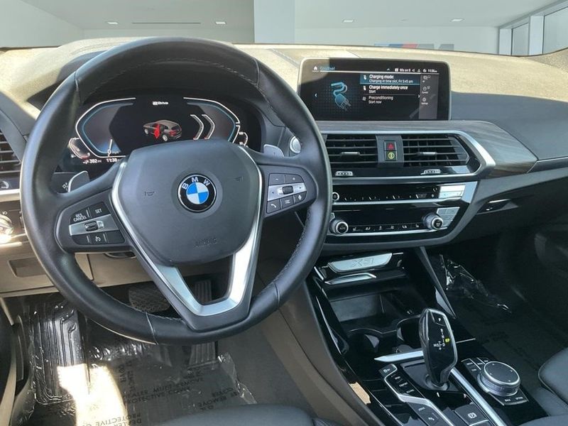 2021 BMW X3 xDrive30eImage 29