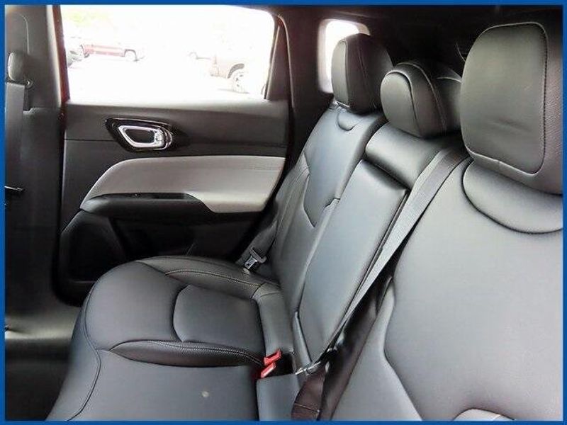2025 Jeep Compass LimitedImage 9