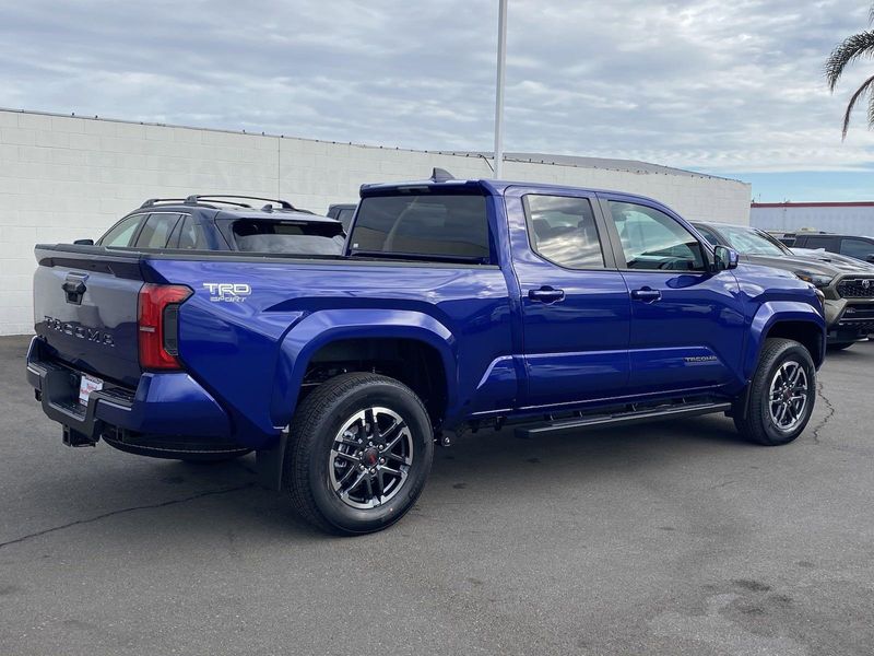 2024 Toyota Tacoma TRD SportImage 3