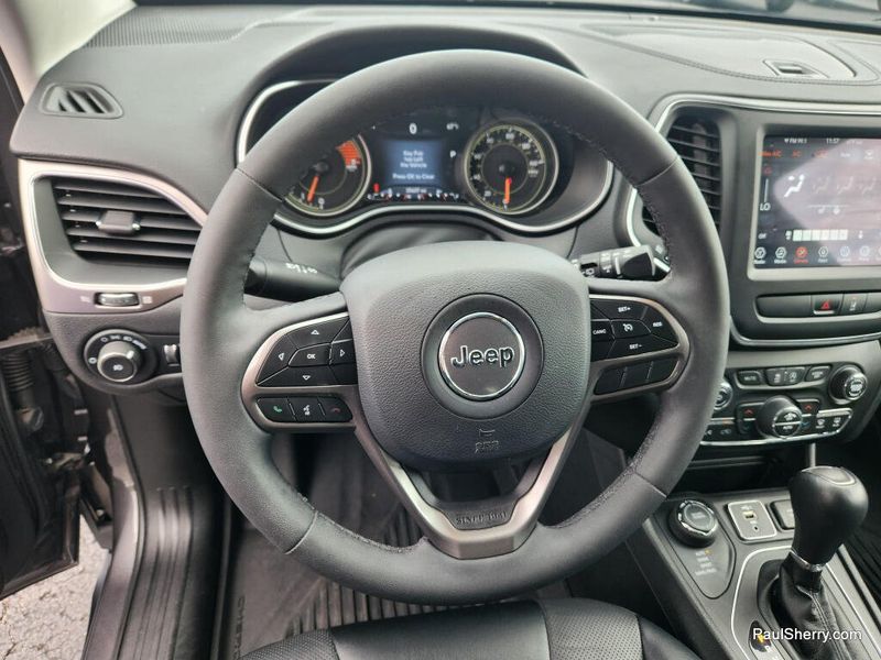 Used 2022 Jeep Cherokee Latitude Lux