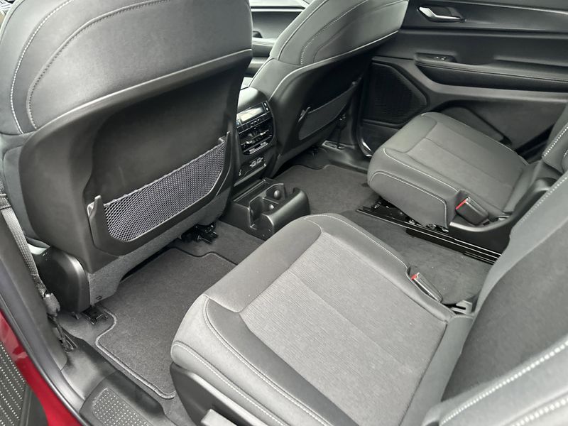 New 2025 Jeep Grand Cherokee L Laredo X 4x4Image 14