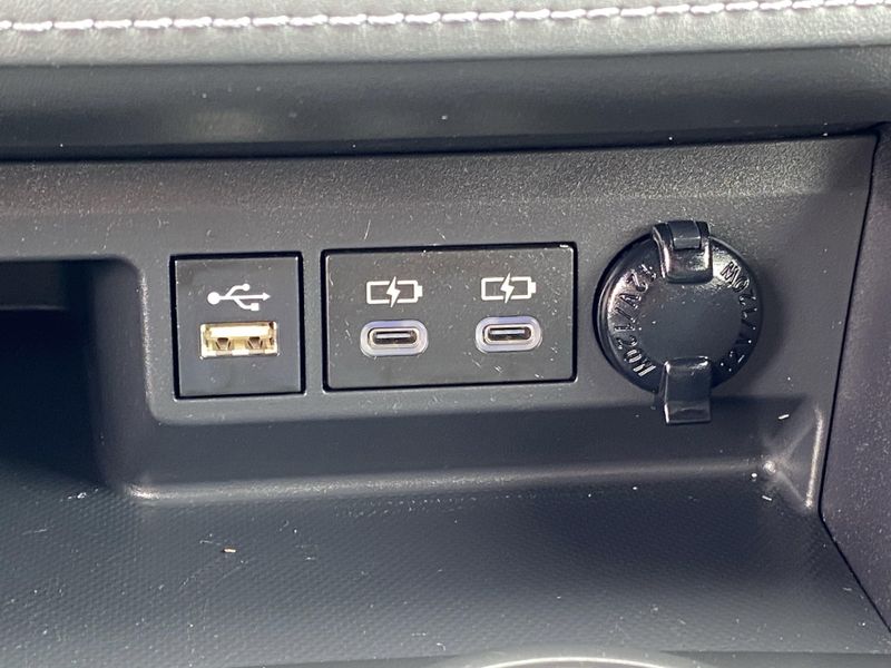 Used 2023 Toyota Highlander XSEImage 23