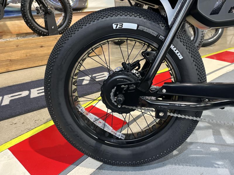 New 2025 Super73 Z Miami SE E-Bike Image 18