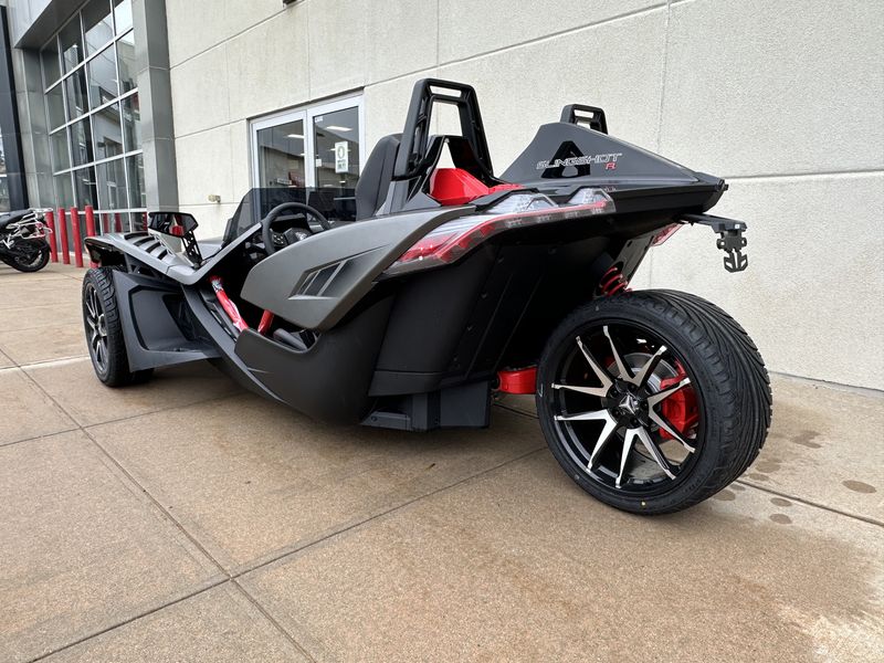 2024 Polaris SLINGSHOT R AUTODRIVEImage 3